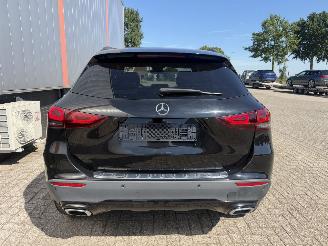 Mercedes GLA 200d AUTOMAAT picture 4