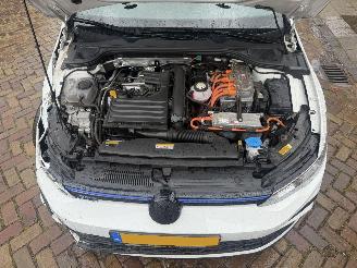 Volkswagen Golf 1.4 eHybrid GTE picture 28