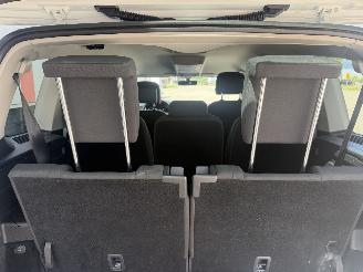 Volkswagen Touran 1.2 TSI R Line 7 PERS NAP! picture 13