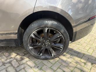 Land Rover Range Rover Velar 2.0 P250 Turbo AWD R-Dynamic SE picture 13