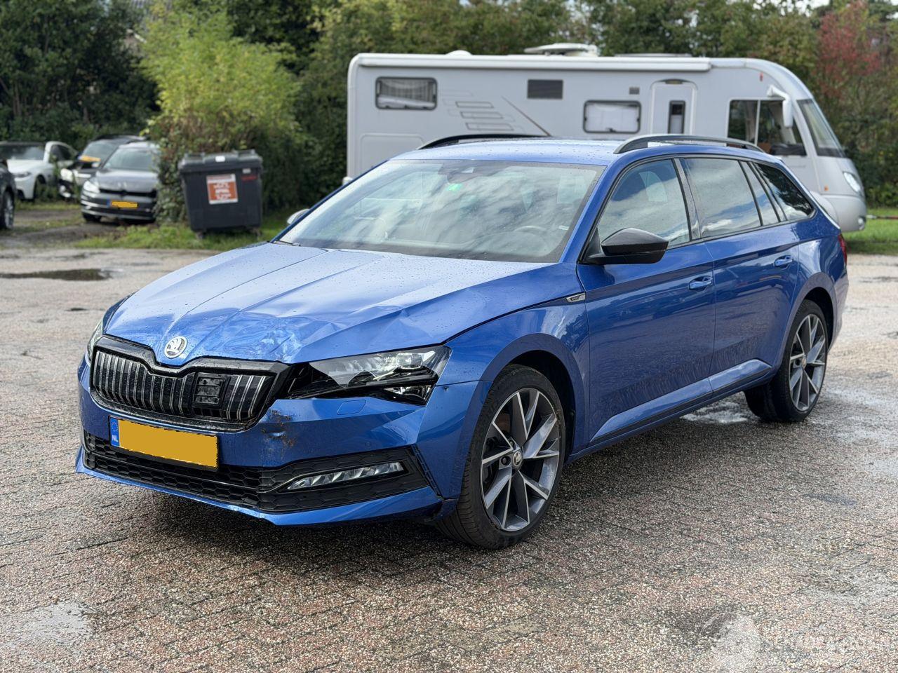 Skoda Superb 1.4 TSI iV Sportline