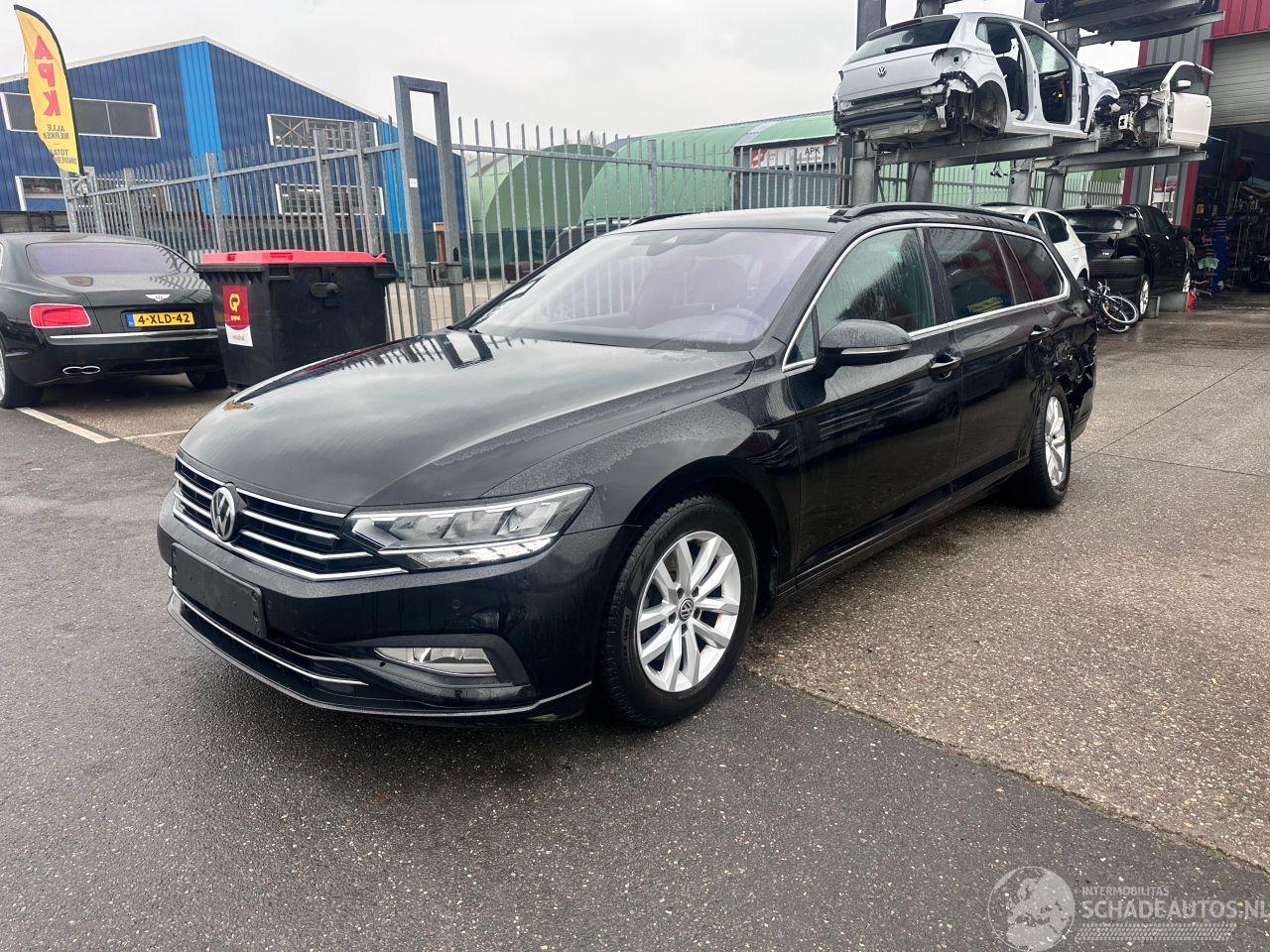 Volkswagen Passat 1.6 TDI / DSG