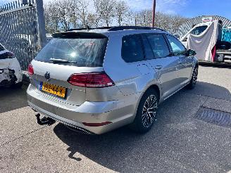 Volkswagen Golf 1.0 TSI / DSG / PANO / picture 5