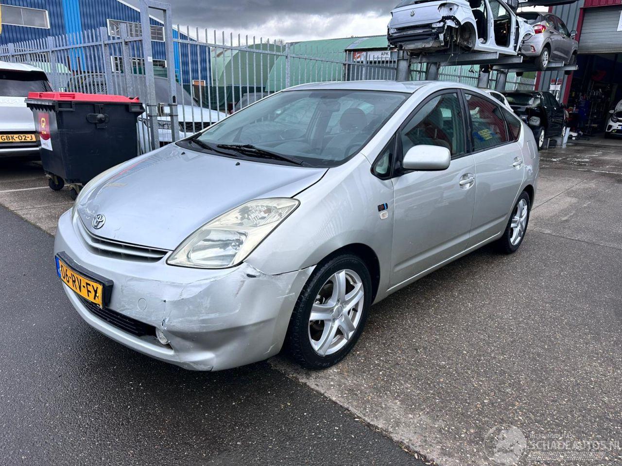 Toyota Prius 1.5 VVT-i