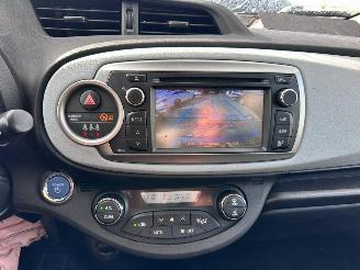 Toyota Yaris 1.5 FULL HYBRIDE picture 10