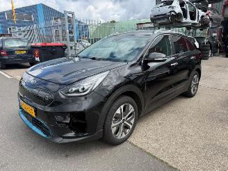 Voiture accidenté Kia e-Niro 64 KWH DYNAMICLINE / OPENDAK 2020/6