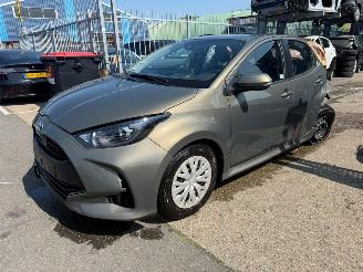 Toyota Yaris 1.5 HYRBIDE picture 1