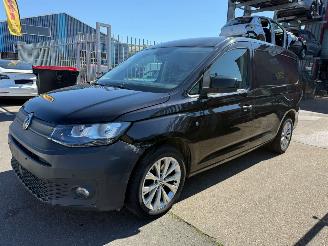 Vaurioauto  passenger cars Volkswagen Caddy 2.0 TDI / DSG / 90KW 2021/11
