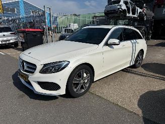 Damaged car Mercedes C-klasse 350e / AMG / LEER / 2015/7