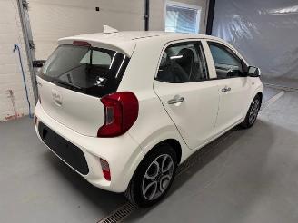 Kia Picanto  picture 7