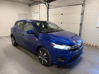 uszkodzony samochody osobowe Dacia Sandero  2025/1
