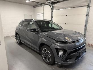 damaged passenger cars Hyundai Kona  2025/2