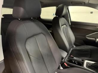 Audi Q3  picture 12