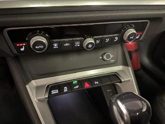 Audi Q3  picture 18