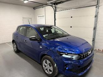 Unfallwagen Dacia Sandero  2026/4