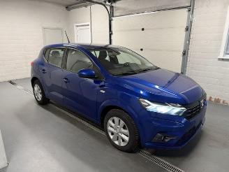 Dacia Sandero  picture 1