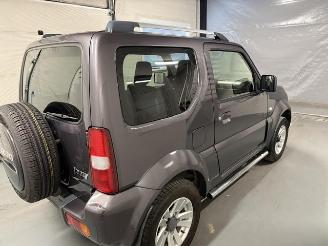 Suzuki Jimny  picture 10