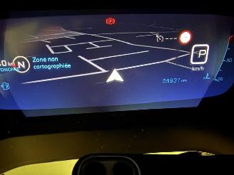 Peugeot 2008  picture 18