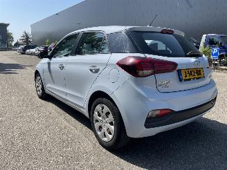 skadebil auto Hyundai I-20 1.2 euro6 5drs 2018/12