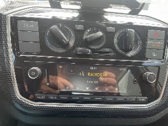 Volkswagen Up! 1.0 55kw picture 11