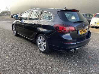 Opel Astra 1.4T picture 6