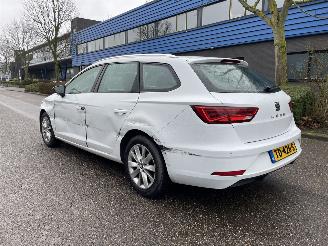 Seat Leon 1.6 tdi 85kw picture 4