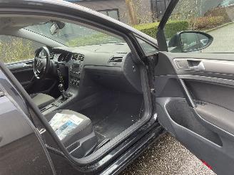 Volkswagen Golf 1.6 tdi picture 8