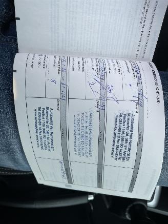 Renault Clio 5drs airco picture 18