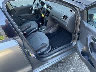 Volkswagen Polo 1.2 tsi picture 13
