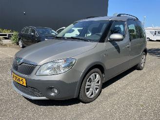 Unfallwagen Skoda Roomster 1.2 tsi 2012/6