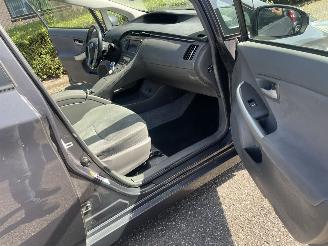 Toyota Prius 1.8 hybrid picture 11