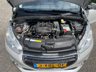 Peugeot 208 1.2 5drs clima picture 7
