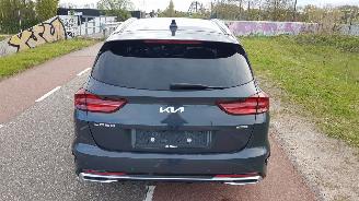 Kia Ceed 1.6GDi PHEV 77KW picture 24