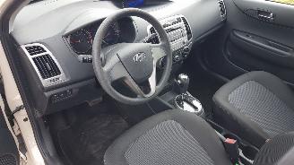 Hyundai I-20 1ste eigenaar picture 11