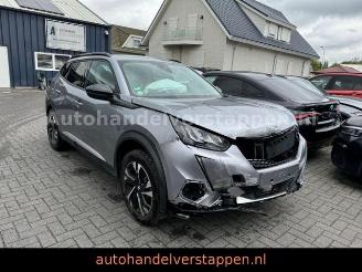Vaurioauto  passenger cars Peugeot 2008 e II Allure Pack Full Elektro 2022/3