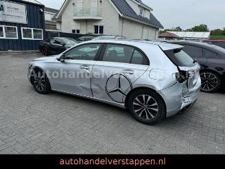 Mercedes A-klasse d DAB+ Navigation 106co2 picture 6