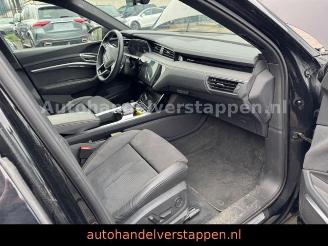 Audi E-tron 55 Quattro S line 3× 300KW picture 18