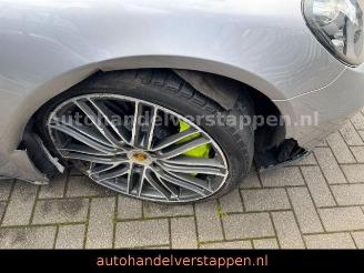 Porsche Panamera Turbo S E-Hybrid GT SIlver MEGA VOLL picture 9
