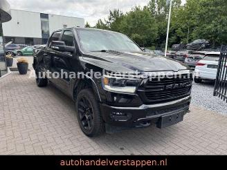 krockskadad bil auto Dodge Ram 1500 Laie Night Pano AirSUS 2021/12