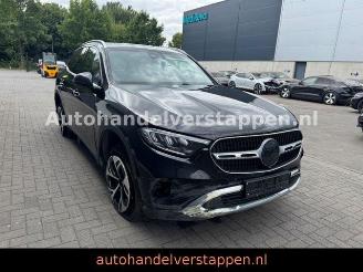 krockskadad bil auto Mercedes GLC 200 d 4Matic Avantgarde AHK Burmeister 2025/9