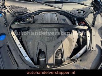 Porsche Panamera Sport Turismo 4 E-Hybrid Platinum Editi picture 8