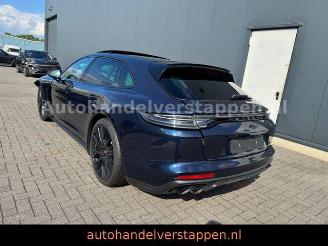 Porsche Panamera Sport Turismo 4 E-Hybrid Platinum Editi picture 1