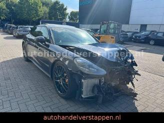 Schadeauto Porsche Panamera Sport Turismo 4 E-Hybrid Platinum Editi 2022/11