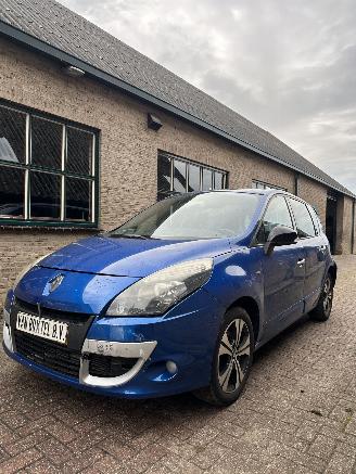 krockskadad bil auto Renault Scenic 1.4 TCe Bose 2011/12