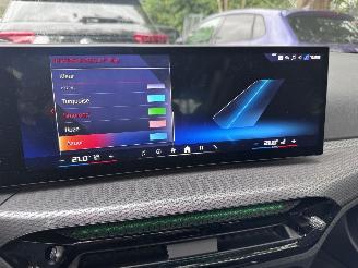 BMW 3-serie BMW 330e Touring M Sport PANORAMA HUD Ambiance 360view picture 9