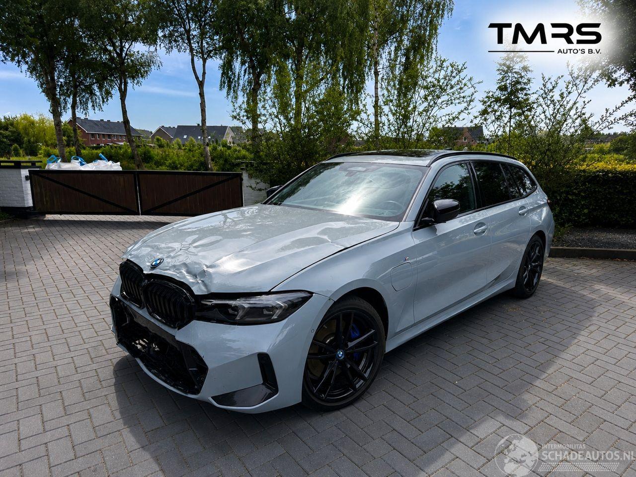 BMW 3-serie BMW 330e Touring M Sport PANORAMA HUD Ambiance 360view