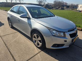 Chevrolet Cruze  picture 3