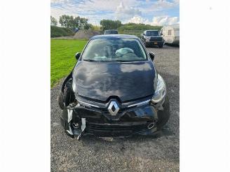 Vrakbiler auto Renault Clio Clio IV (5R), Hatchback 5-drs, 2012 / 2021 0.9 Energy TCE 90 12V 2013/9