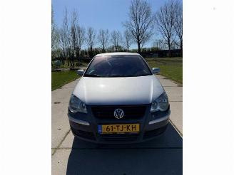Vrakbiler auto Volkswagen Polo Polo IV (9N1/2/3), Hatchback, 2001 / 2012 1.4 16V 2006/10