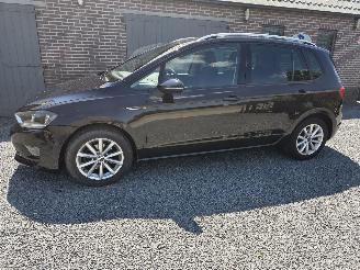 krockskadad bil auto Volkswagen Golf Sportsvan 1.2 TSI Esasyline 2015/4